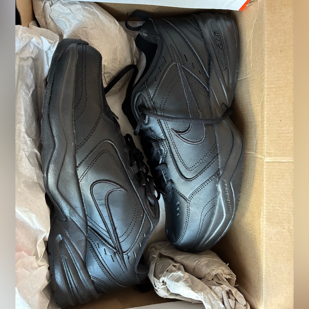Nike monarch IV 10.5w